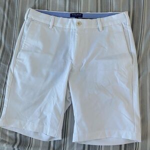 Peter Millar White Flat Front Men Shorts